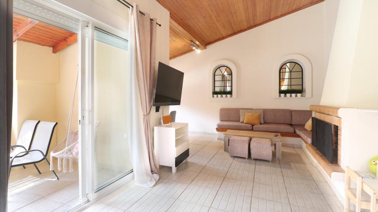 Villa Family House Near Airport Artemida (Attica)